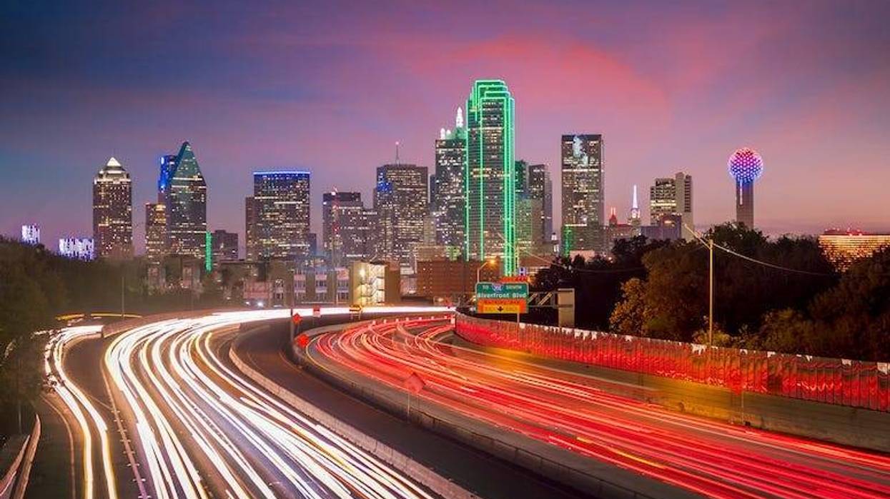 Downtown Dallas, Skyline, Twilight, Sunset, Blurry Traffic