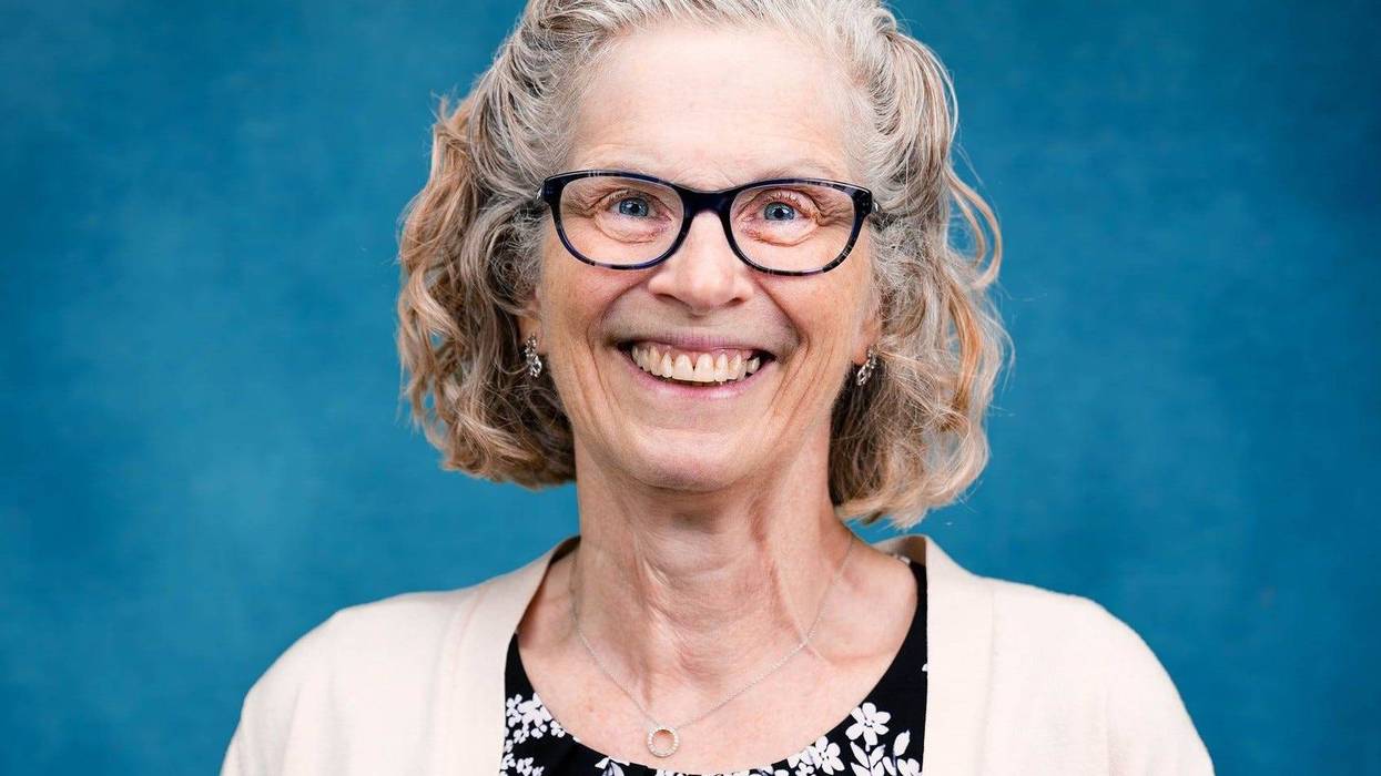 Dr. Joan Duwve