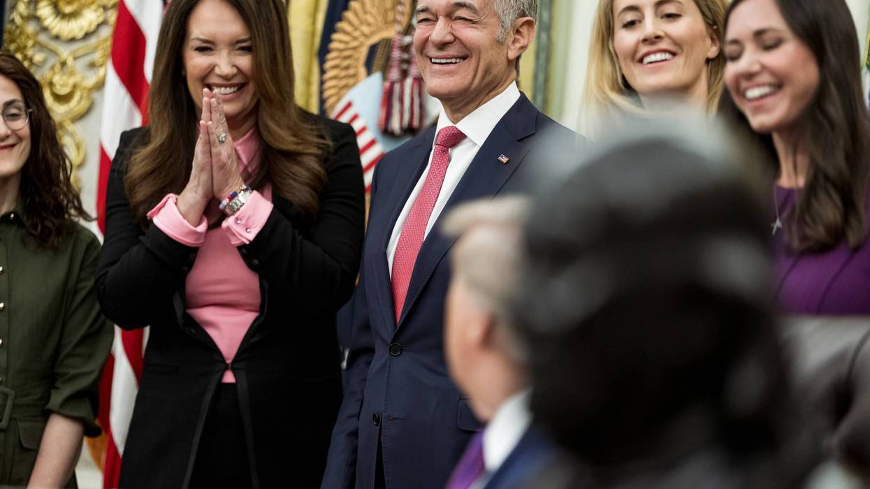 Dr. Mehmet Oz told a White House audience Monday that roughly 1 in 3 Americans are “under-babied,” meaning they have no children or fewer children than they want.