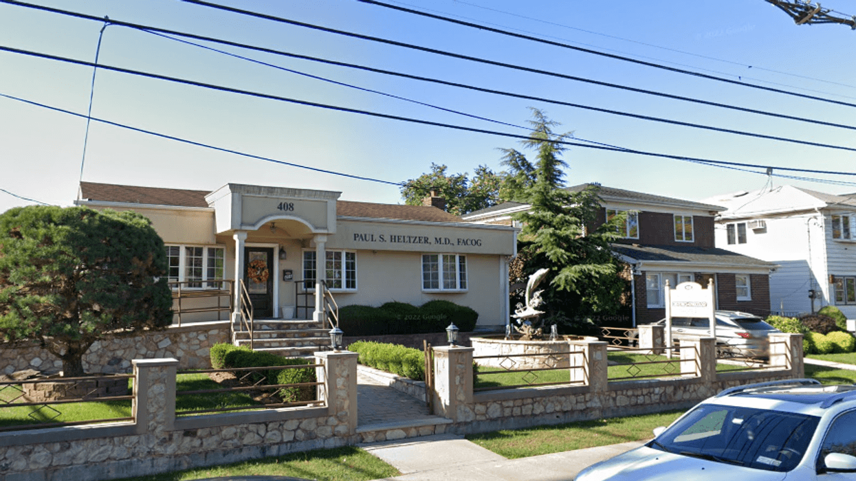Dr. Paul Heltzer's OBG-YN office on Staten Island.