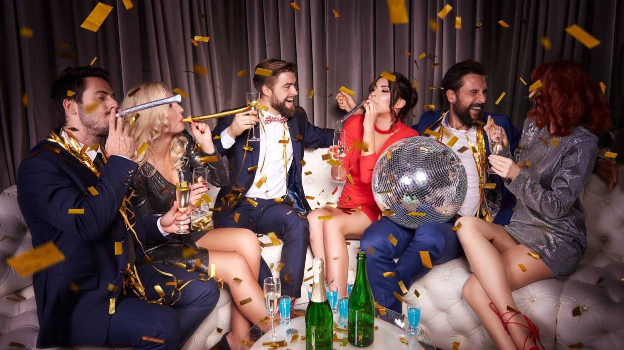 Drinking, New Year, New Year's Eve, Party, Young Adults, Abstinence