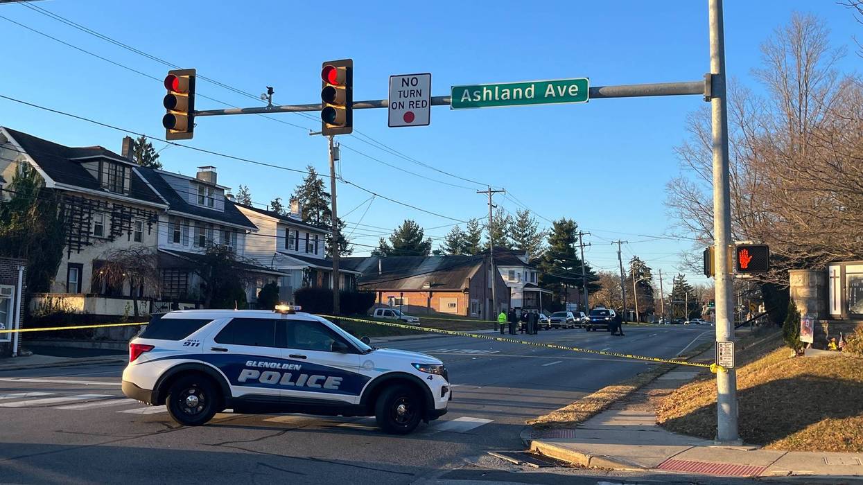 Driver hits pedestrians in Glenolden