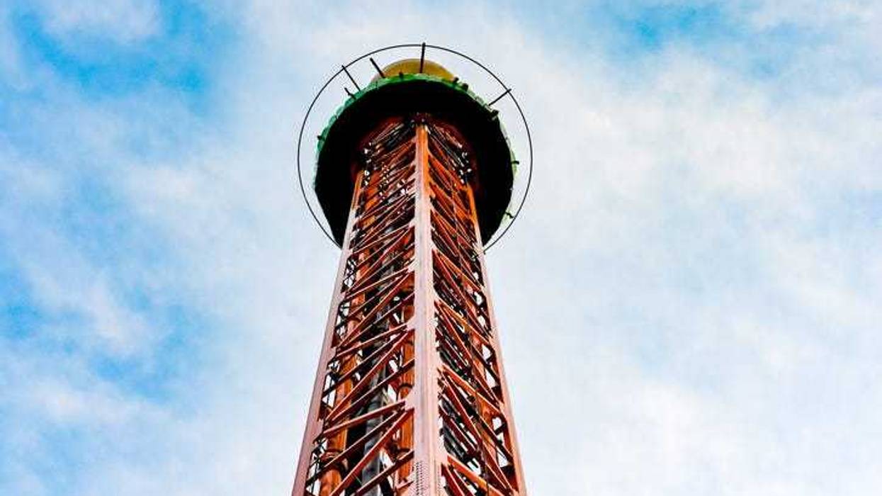 drop tower thrill ride