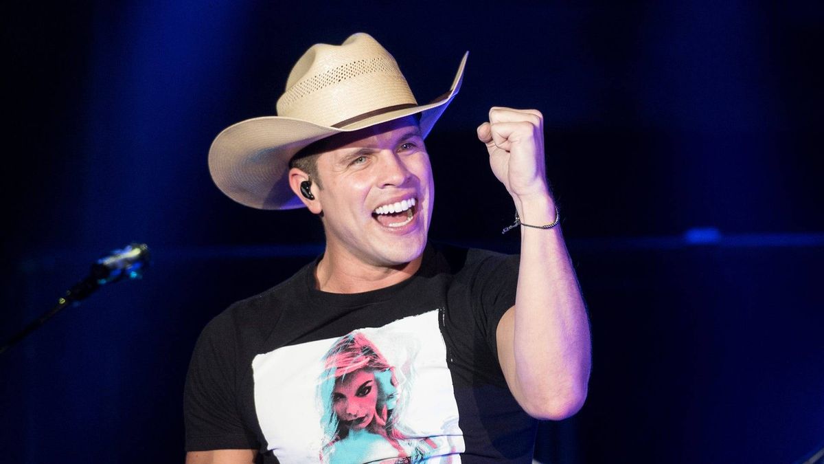 Dustin Lynch