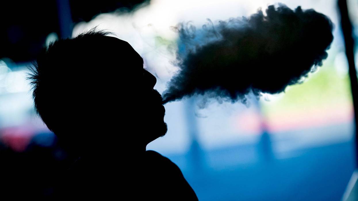 Scientific review finds e-cigarettes likely cause lung and oral cancer