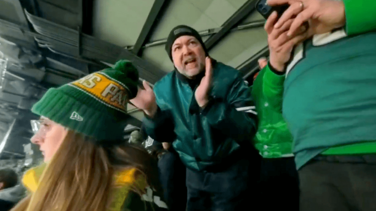 Eagles fan fired from job, banned from Linc after hurling vile insults at Packers fans