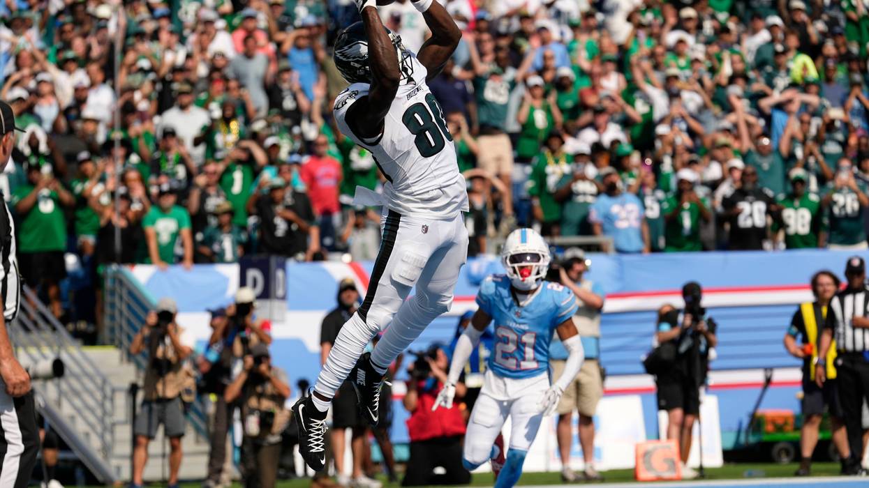EAGLES-TITANS
