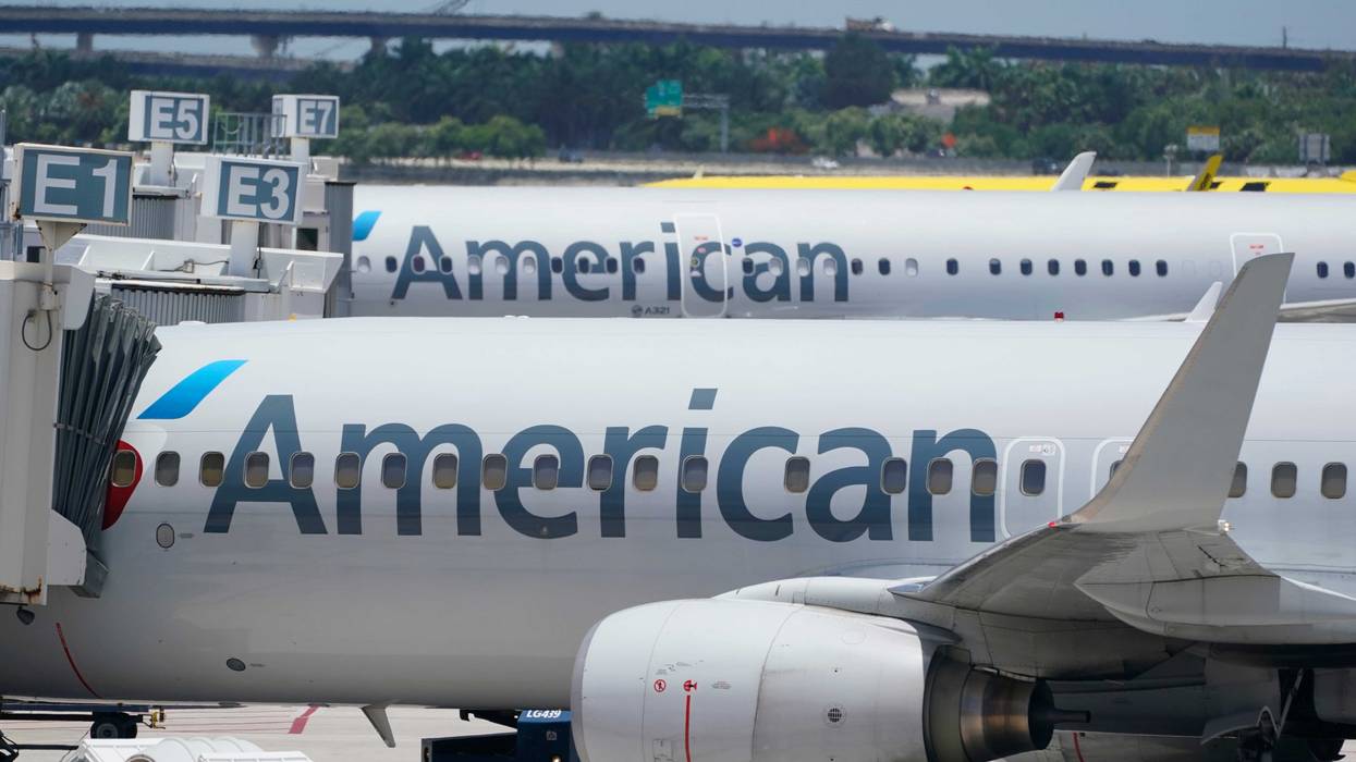 Earns-American Airlines