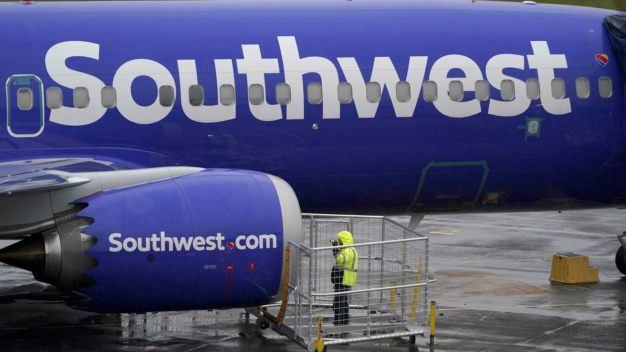 Earns Boeing Southwest Air