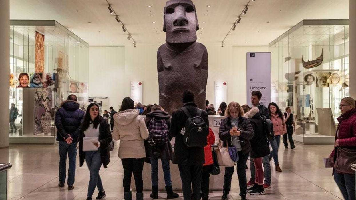 Easter_Island_Statue