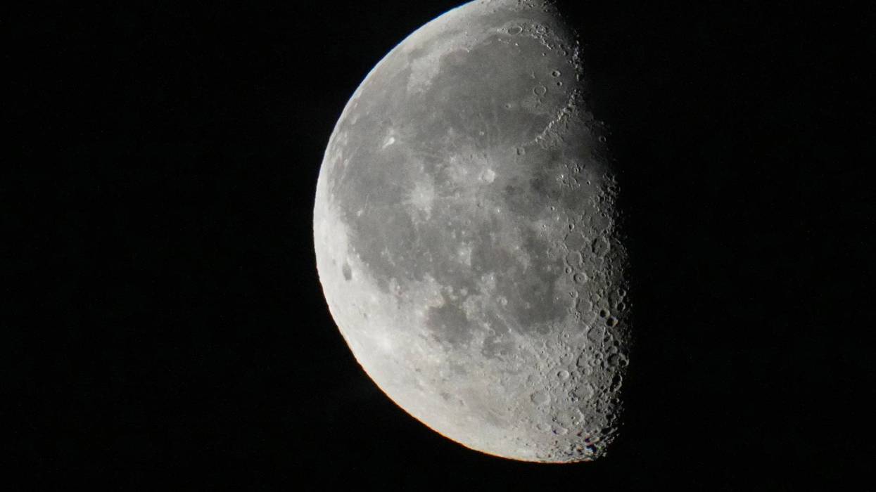ECLIPSE LUNAR