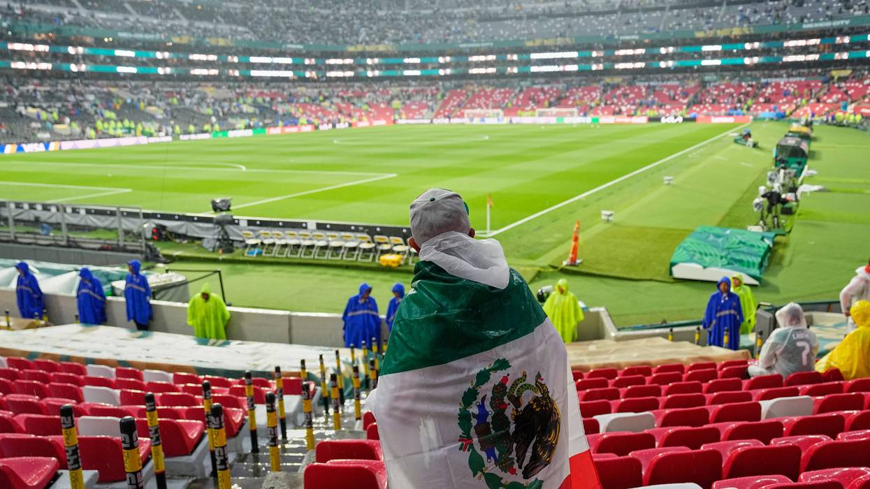 Ecuador Mexico WCup Soccer