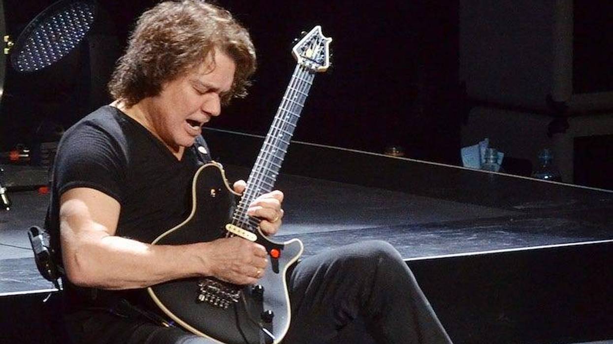 Eddie Van Halen, Concert, Guitar, Solo, CONSOL Energy Center, 2012