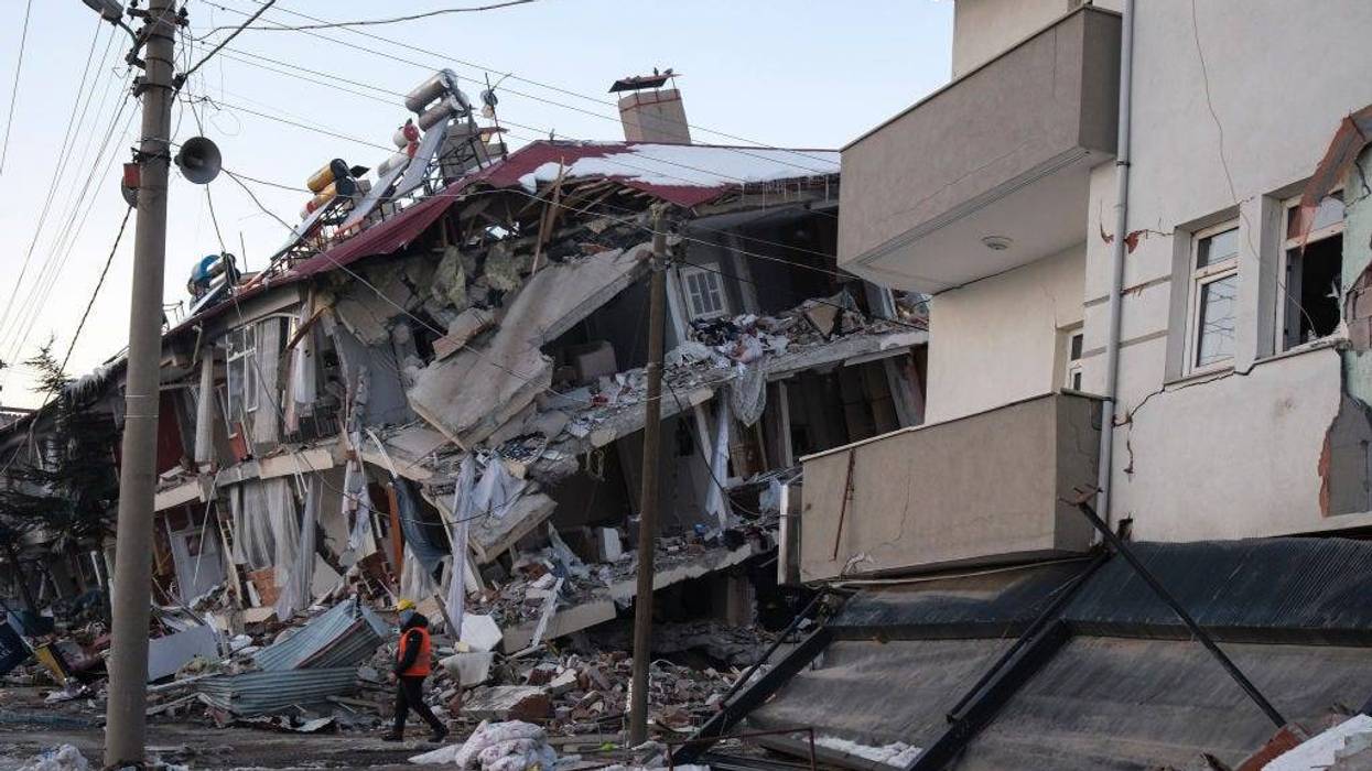 Edificio colapsado en Turquia