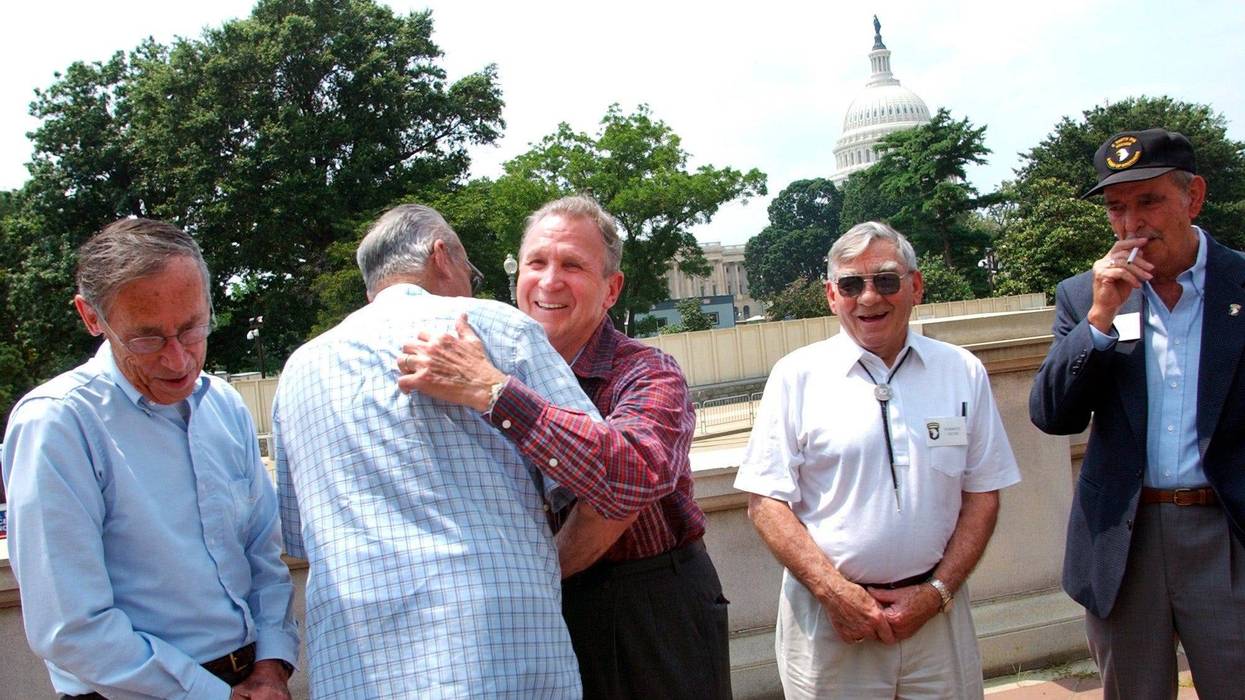 Edward Shames, last 'Band of Brothers' officer, dies at 99