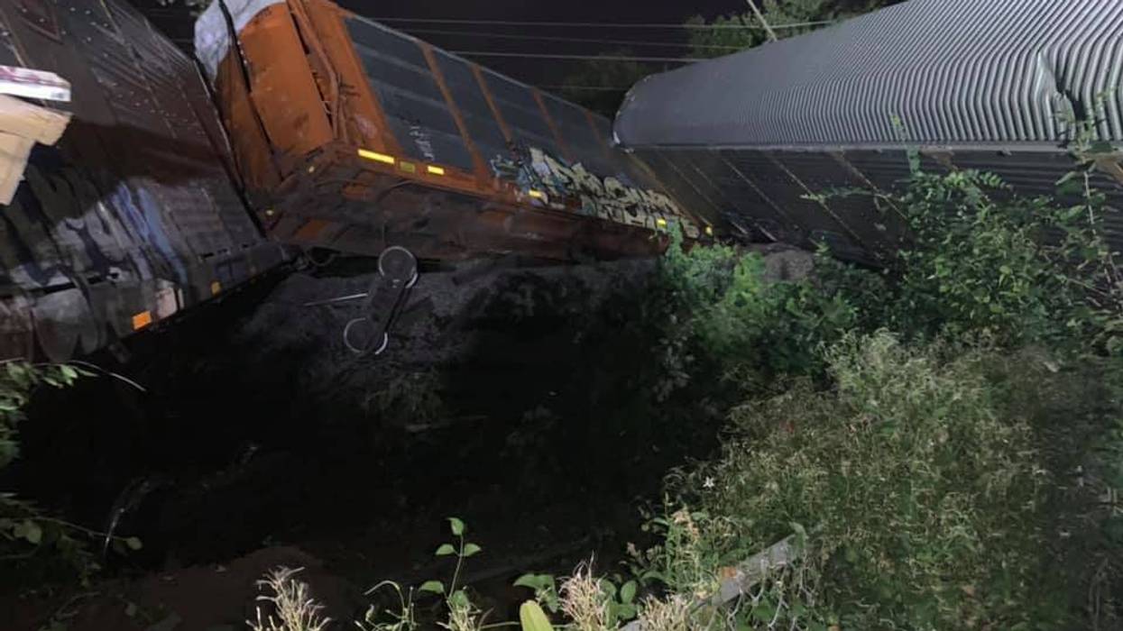 Eight cars derail behind Ferguson homes