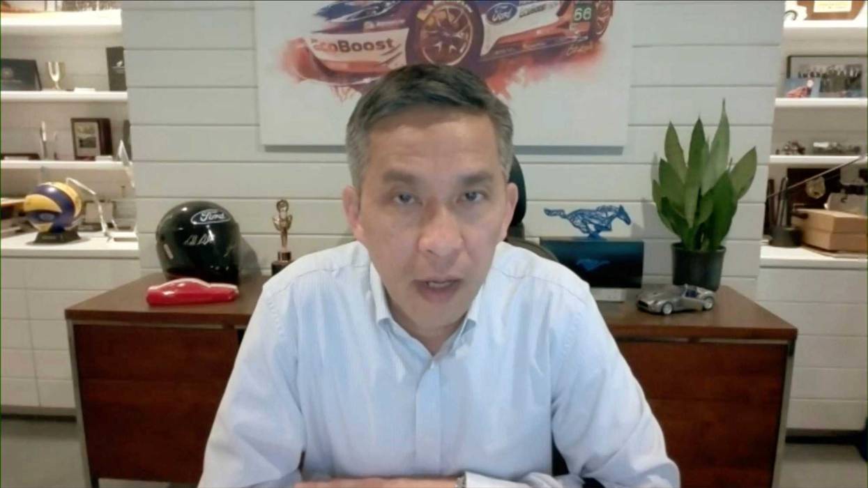 Electric Vehicles Hau Thai Tang