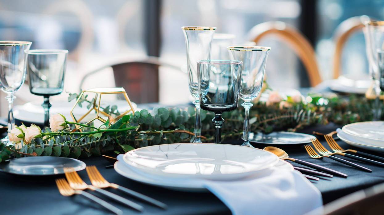 elegant dinner table