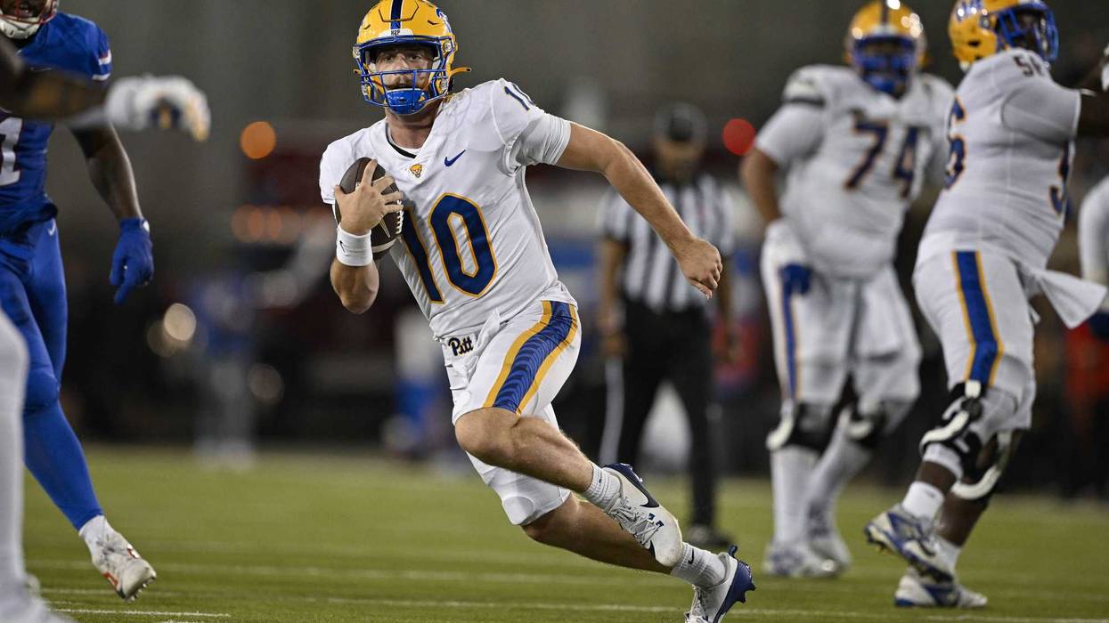 Eli Holstein running versus SMU