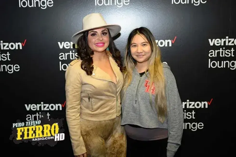Elida Reyna at the Verizon Artist Lounge