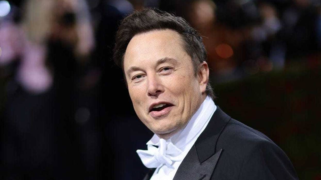 Elon Musk attends The 2022 Met Gala Celebrating "In America: An Anthology of Fashion" at The Metropolitan Museum of Art on May 02, 2022 in New York City.