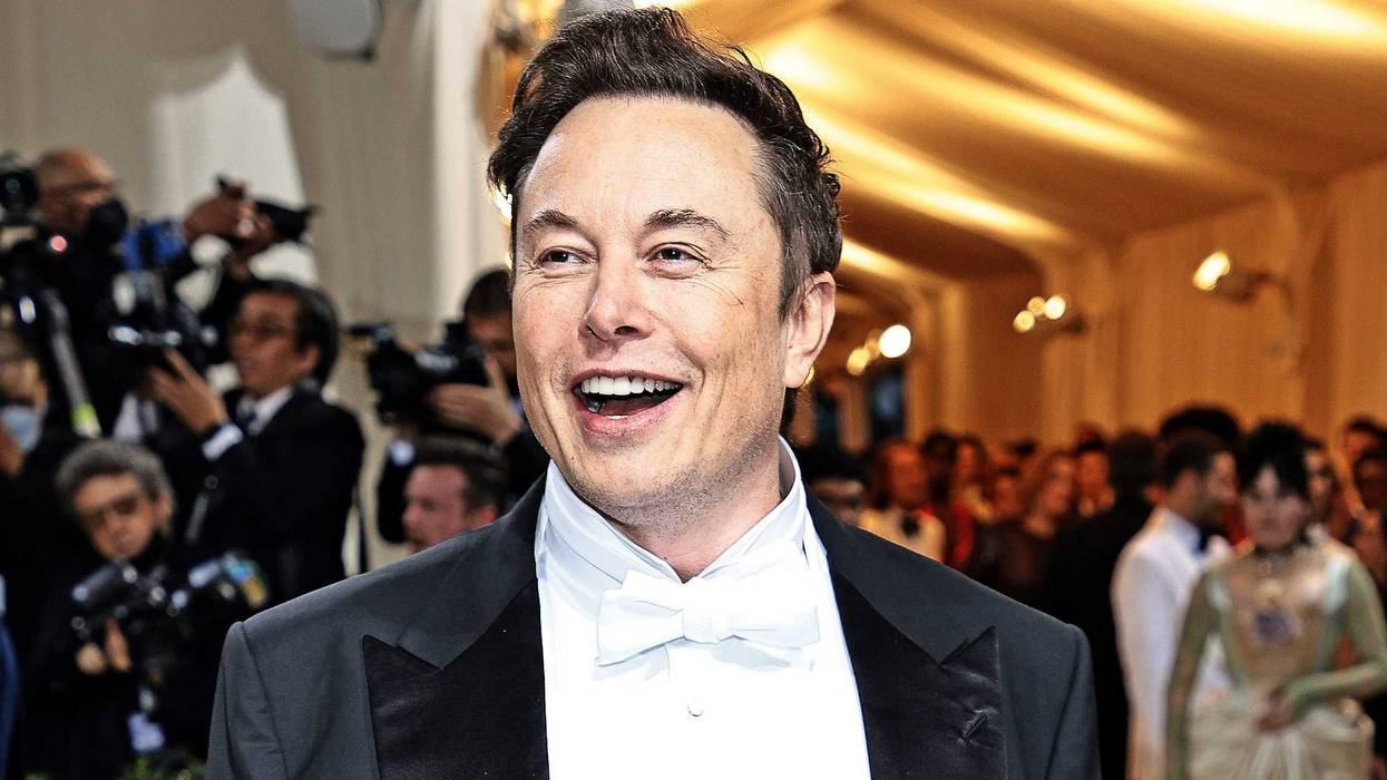 Elon Musk attends The 2022 Met Gala Celebrating "In America: An Anthology of Fashion" at The Metropolitan Museum of Art on May 02, 2022 in New York City.