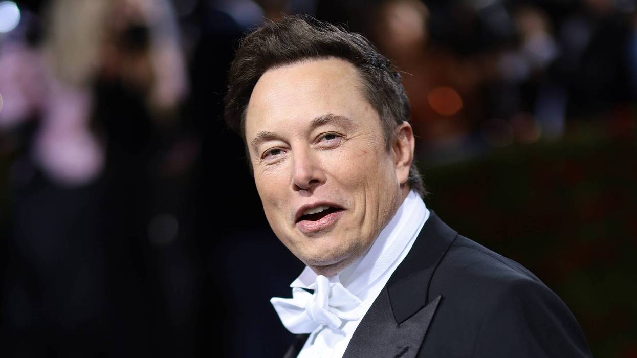 Elon Musk attends The 2022 Met Gala Celebrating "In America: An Anthology of Fashion" at The Metropolitan Museum of Art on May 02, 2022 in New York City.