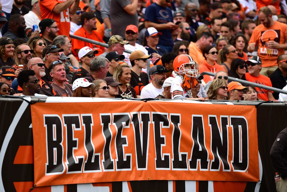 Vote for new Cleveland Browns field design