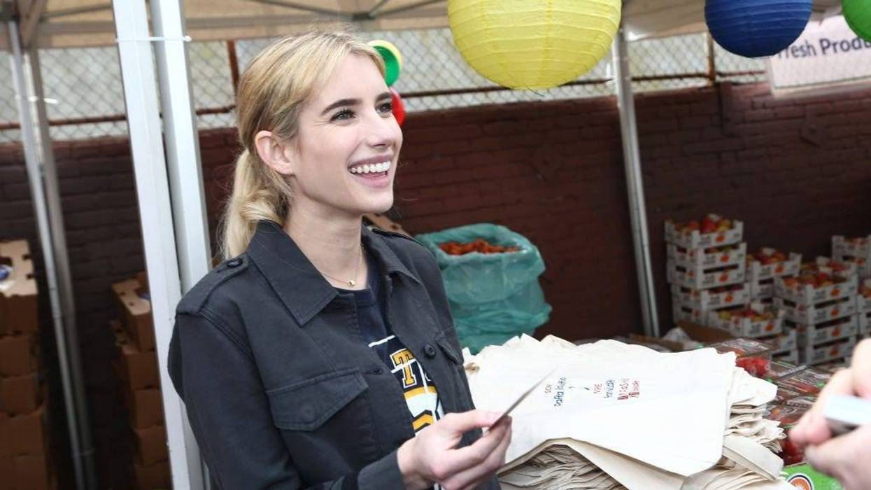 Emma Roberts attends the Celebrity friends of Feeding America give back at the Para Los Niños Felices Fiestas to celebrate the holidays and raise awareness around the issue of hunger.