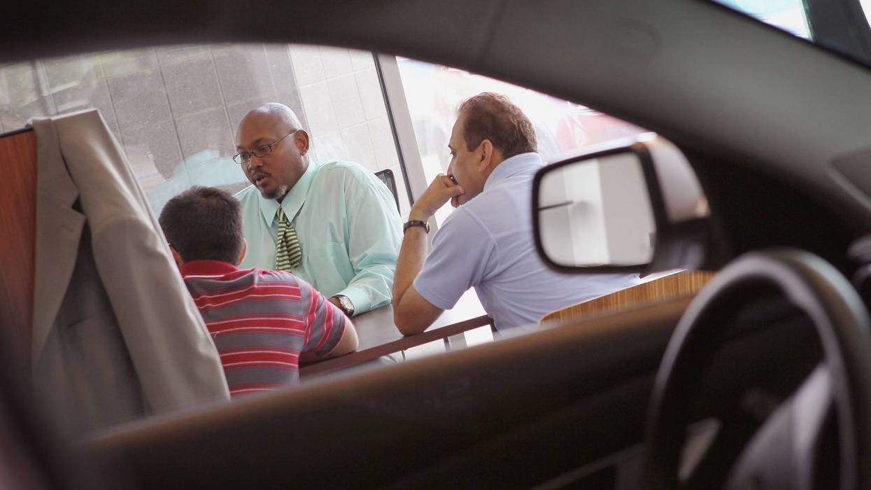 End of year deals bring shoppers to car dealerships