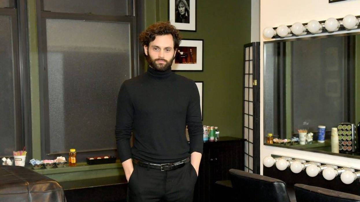 enn Badgley attends the Netflix's "You" screening & conversation at the 92nd Street Y on January 08, 2020 in New York City.
