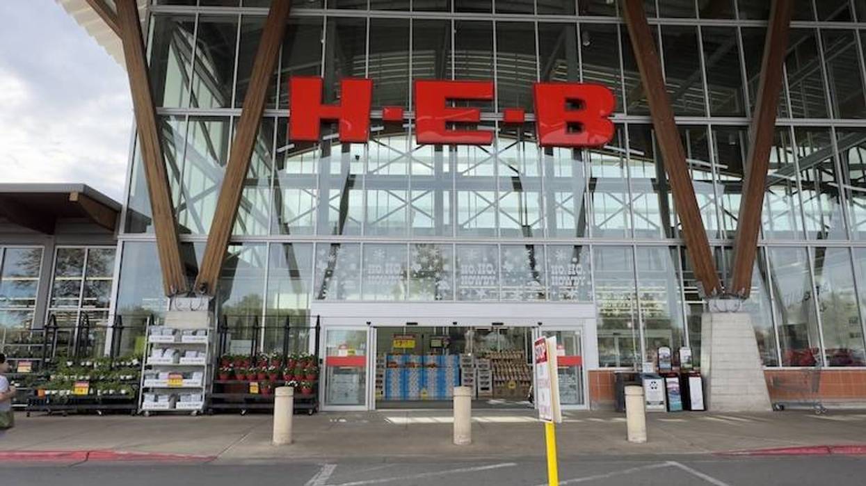 Entrance to an H-E-B in Austin, TX