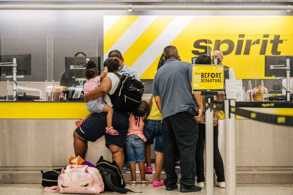 eople check in for departure flights at the George Bush Intercontinental Airport on August 05, 2021 in Houston, Texas.