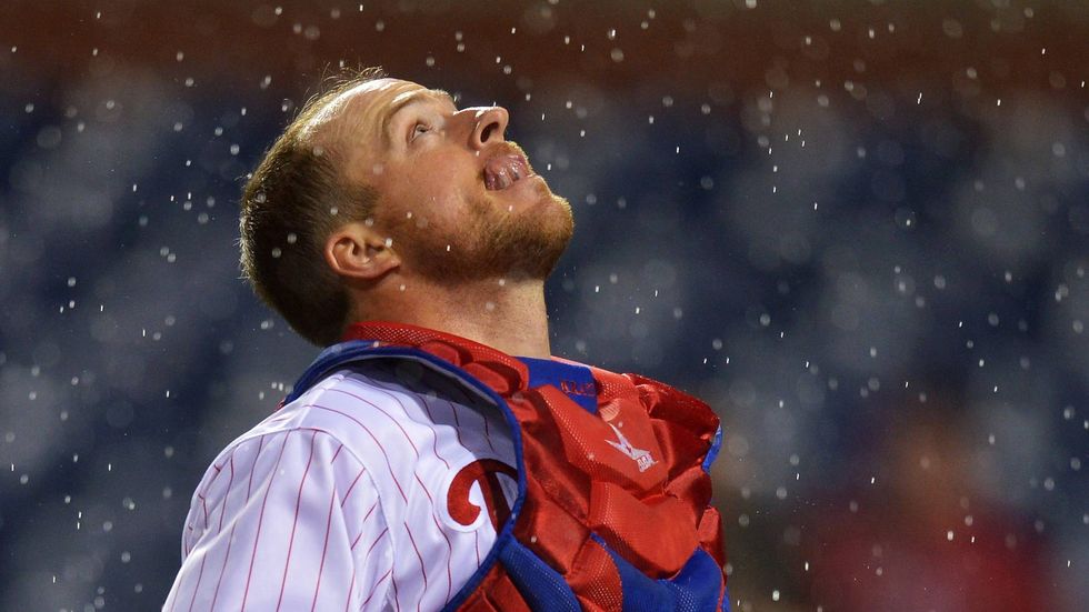 Erik Kratz with the Phillies in 2013.