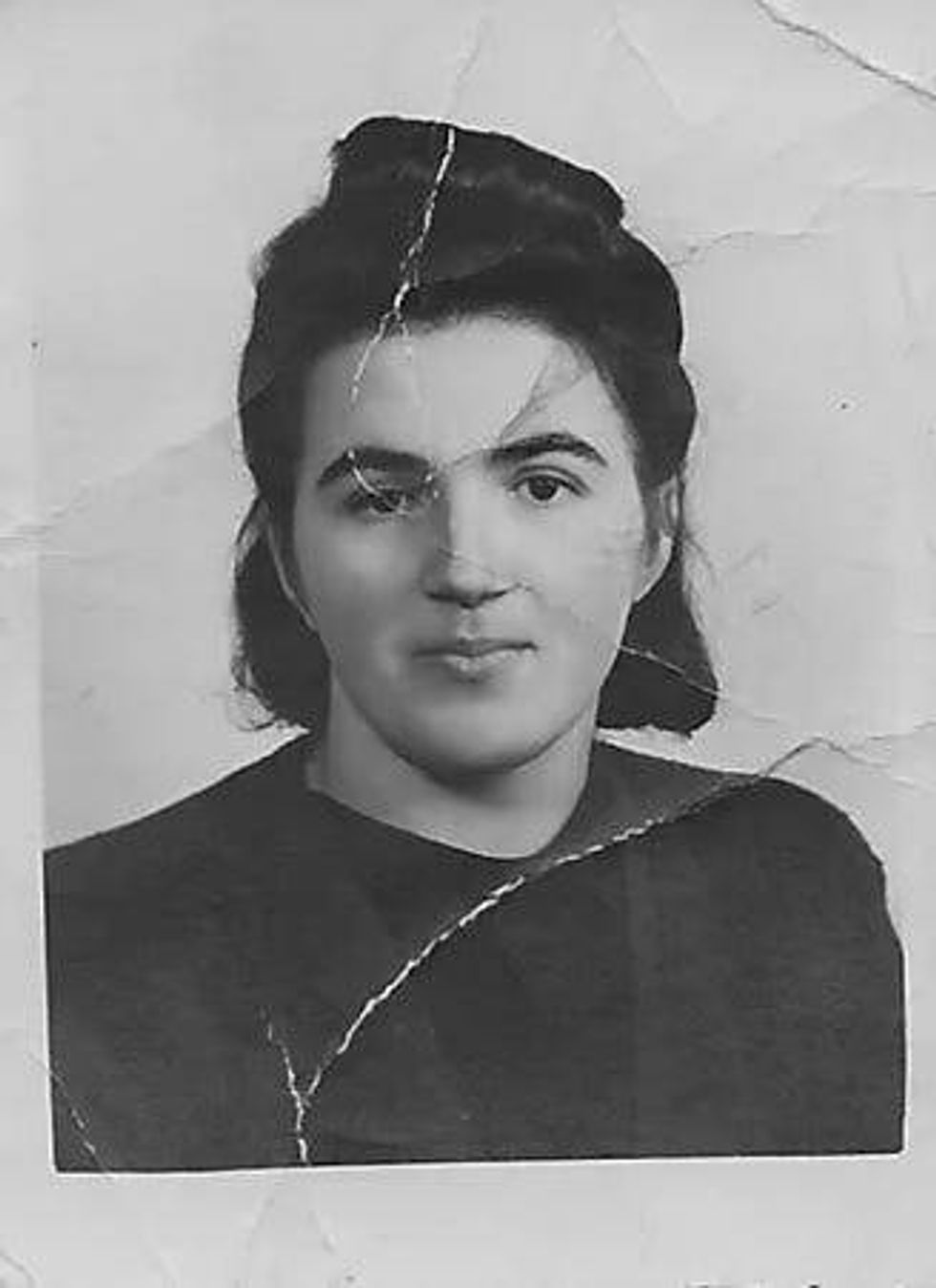 Esther Nisenthal Krinitz.