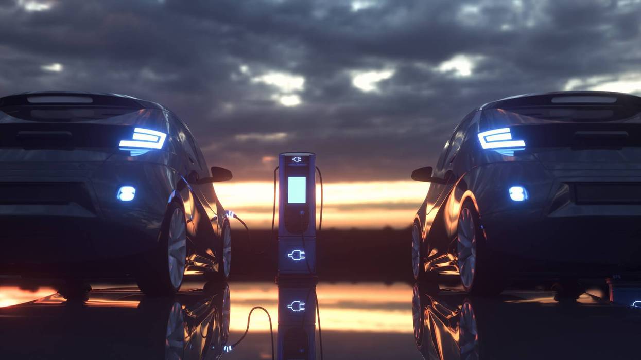 EV