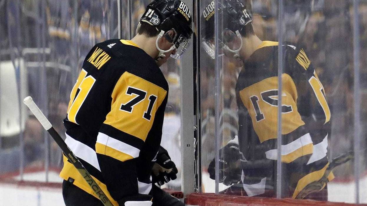 Evgeni Malkin getting in penalty box