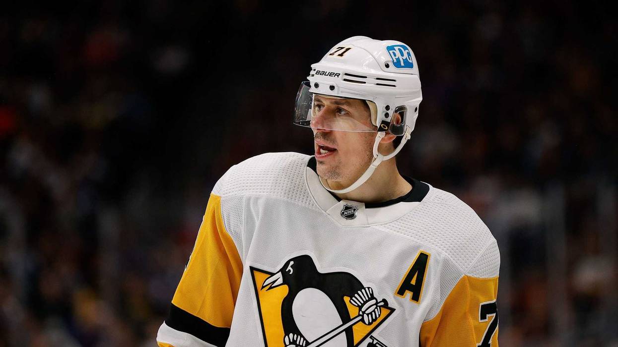 Evgeni Malkin on ice