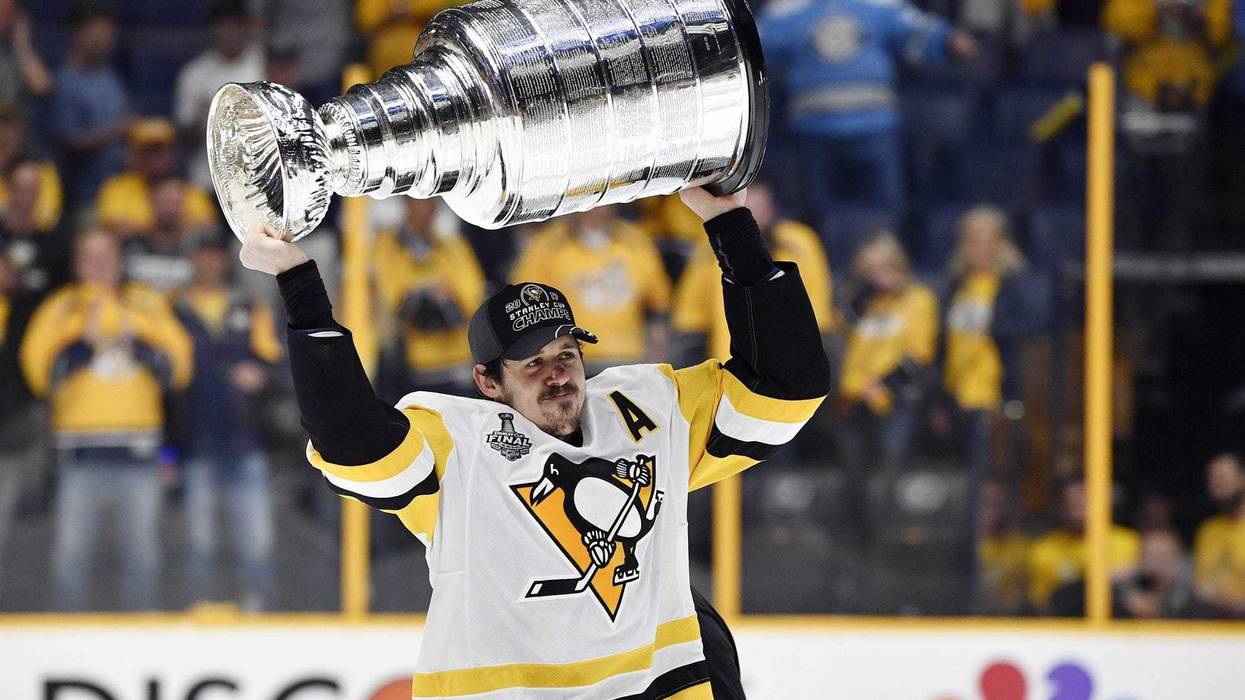Evgeni Malkin with Stanley Cup in Nashville