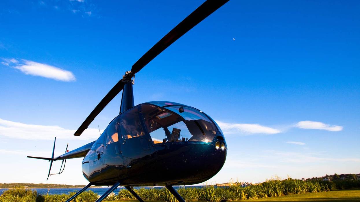 Example of a Robinson R-44 helicopter