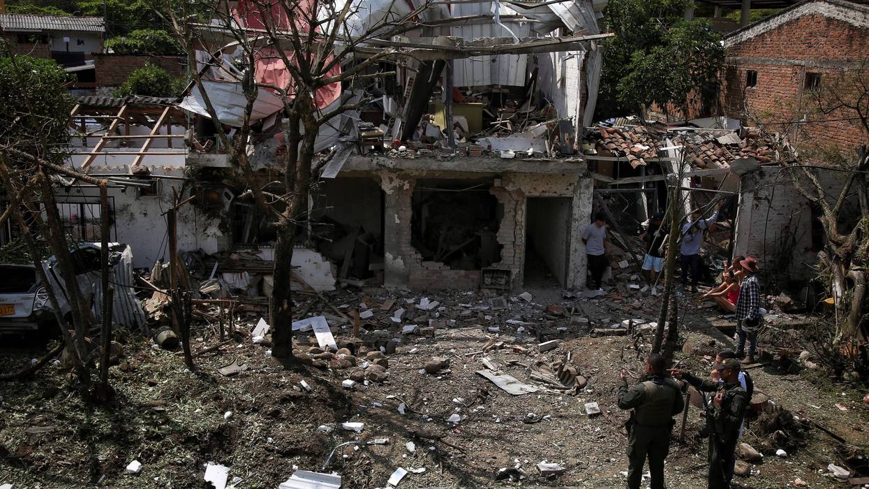 explosion de carro bomba en colombia