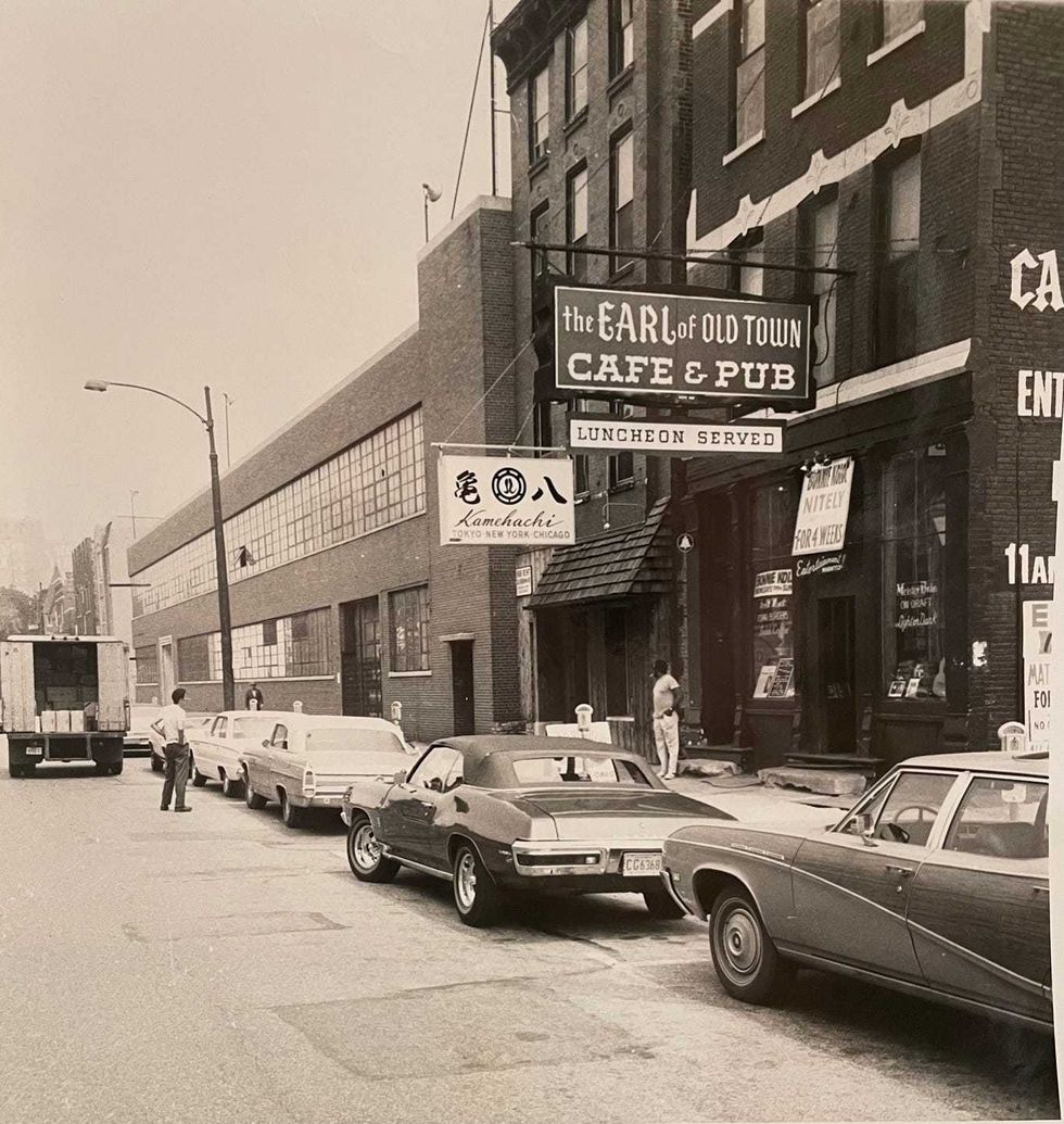 Exterior of the original Kamehachi which opened in 1967 at 1617 N. Wells Street in Chicago.