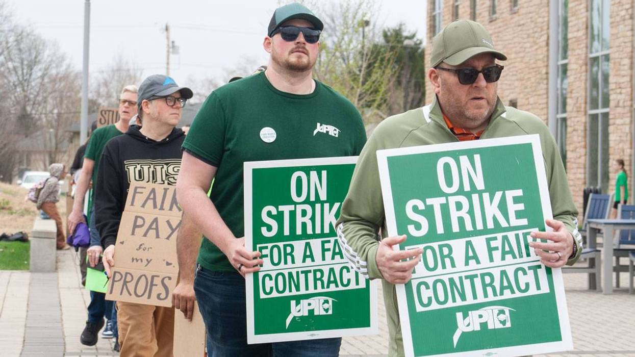 Faculty strike at University of Illinois Springfield continues into second week
