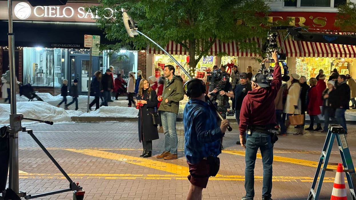 Fake Carolcade for Bills Hallmark movie
