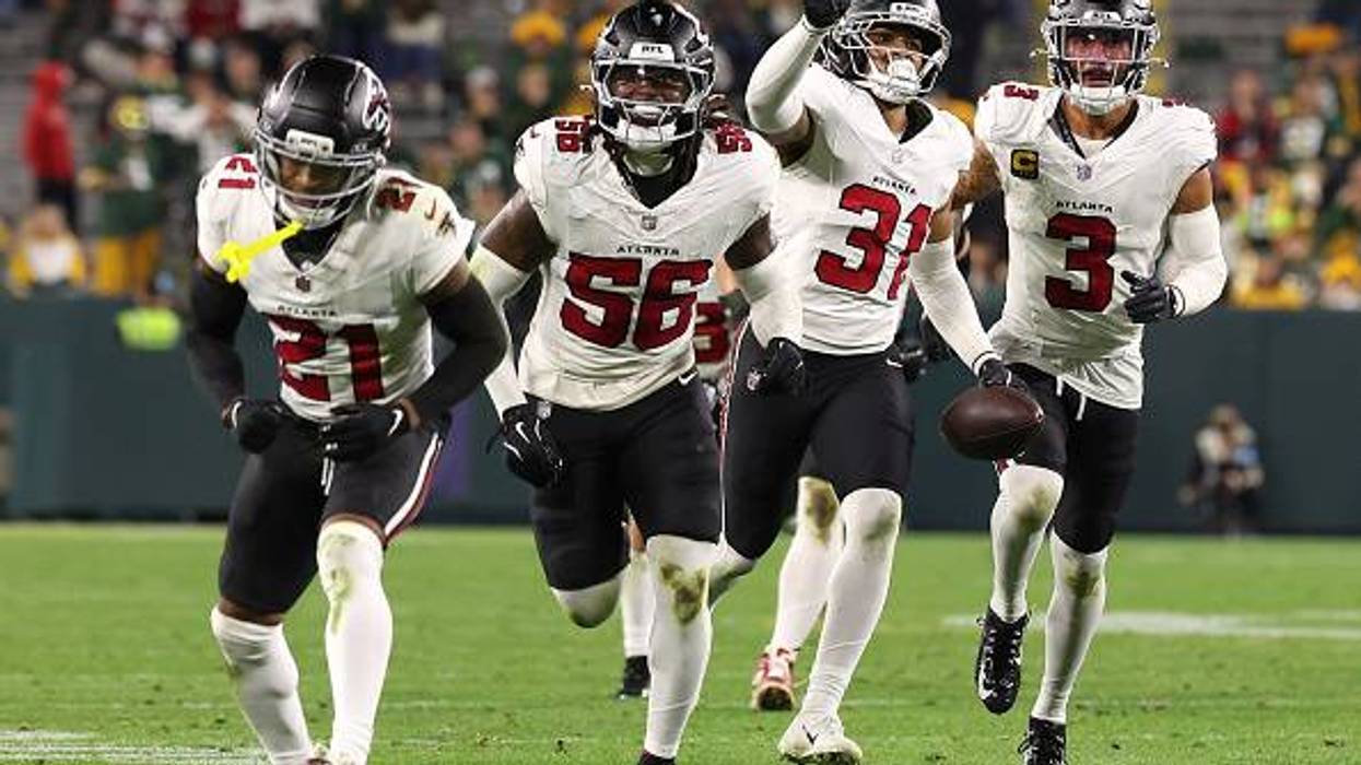 Falcons defense held Packers to 17 total rushing yards