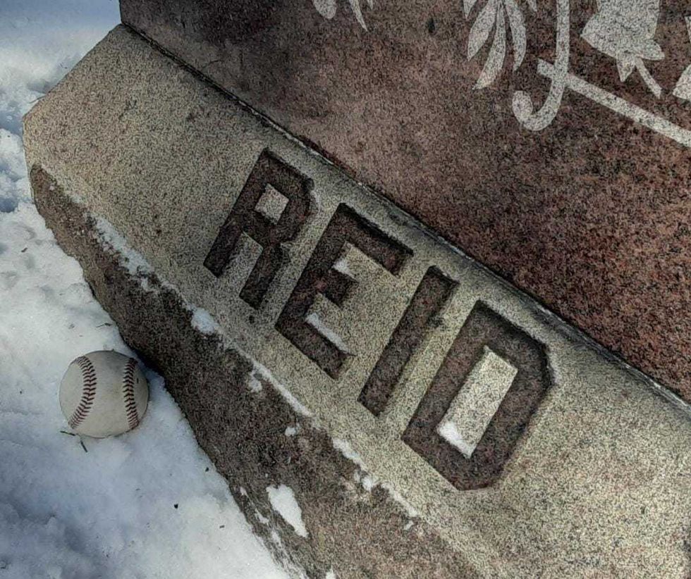 Family plot for Phil Reid at Oakland Cemetery in St. Paul