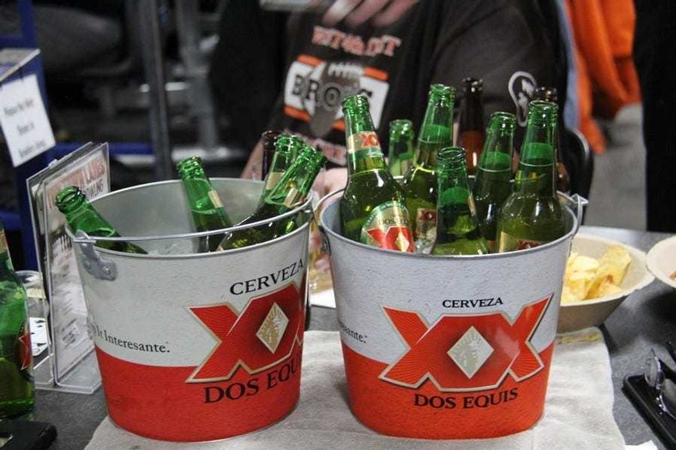Fan Bowl IV