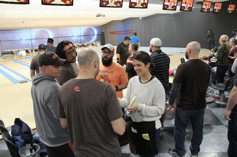Fan Bowl IV
