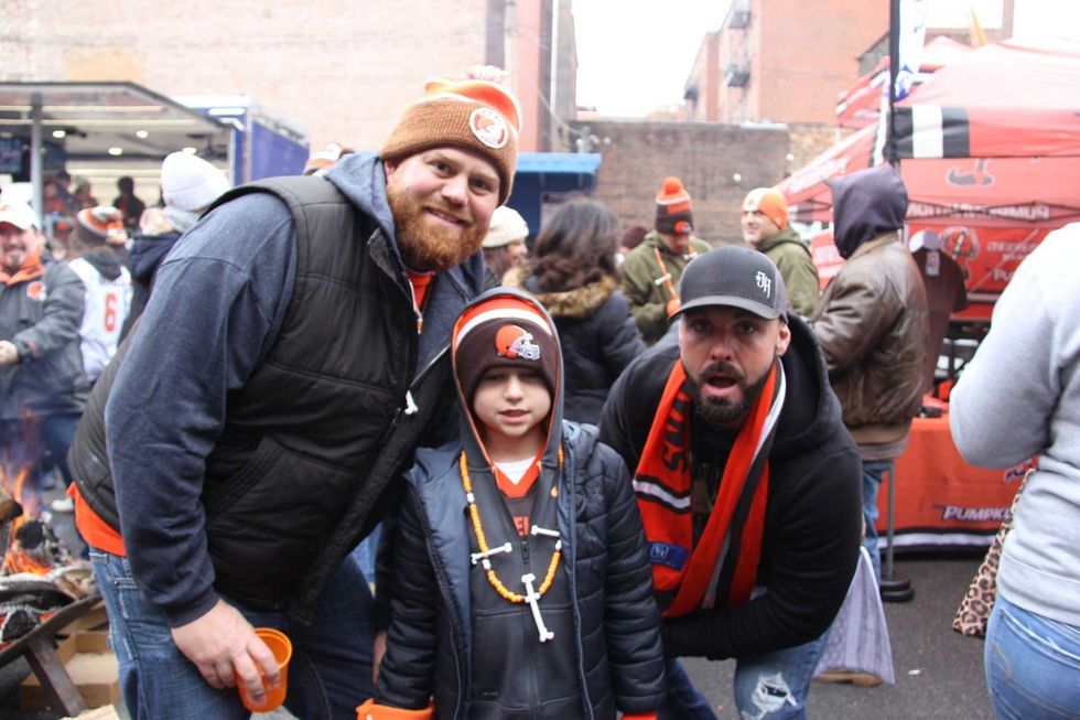 Fan Tailgate 11-24-19