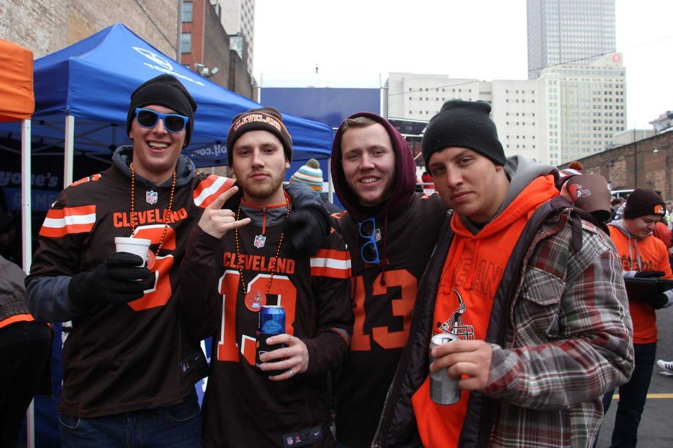 Fan Tailgate 11-24-19